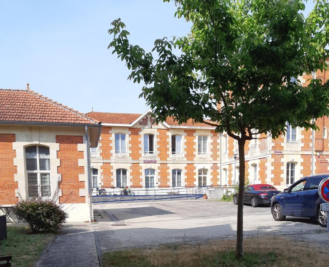 Appt Plein Coeur De Soulac Sur Mer Luaran gambar